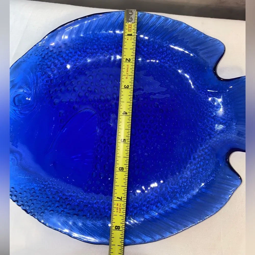 Cobalt Blue Arcorac fish plate.
